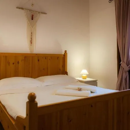 La Casa Rosa Piobesi d'Alba